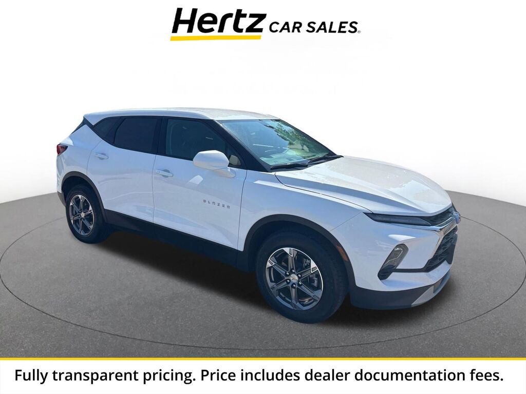2025 Chevrolet Blazer LT — photo 1 of 1