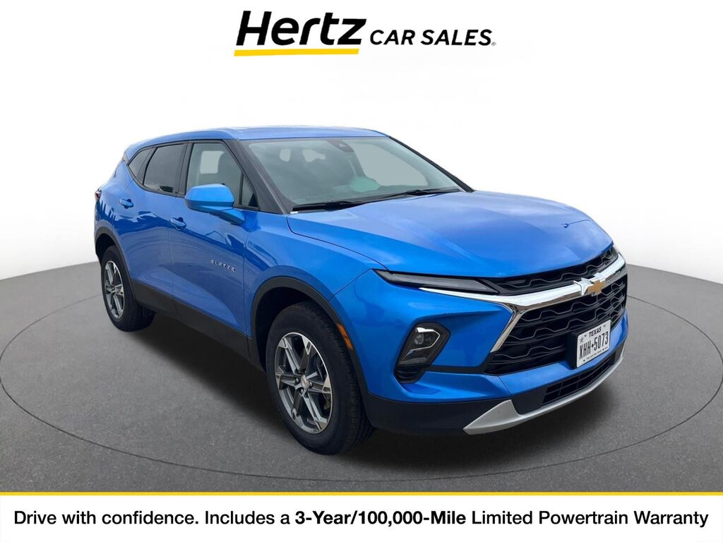 2025 Chevrolet Blazer LT — photo 1 of 11