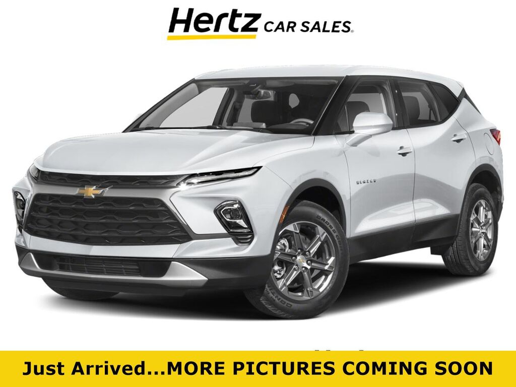 2025 Chevrolet Blazer LT — photo 1 of 1