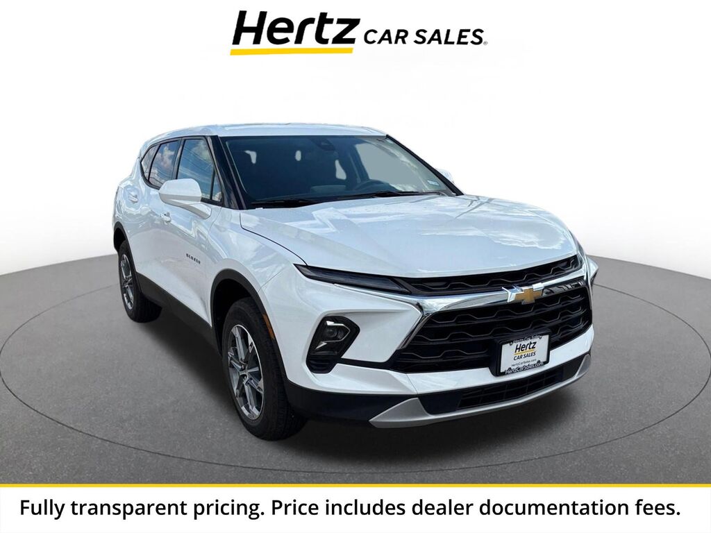 2026 Chevrolet Blazer LT — photo 1 of 11