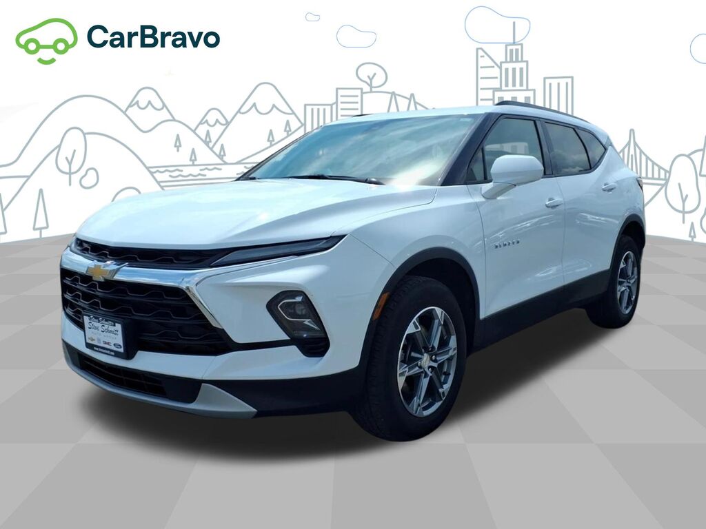 2024 Chevrolet Blazer 2LT — photo 1 of 6