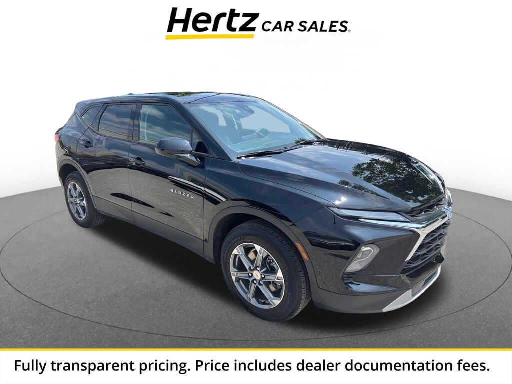 2025 Chevrolet Blazer LT — photo 1 of 1