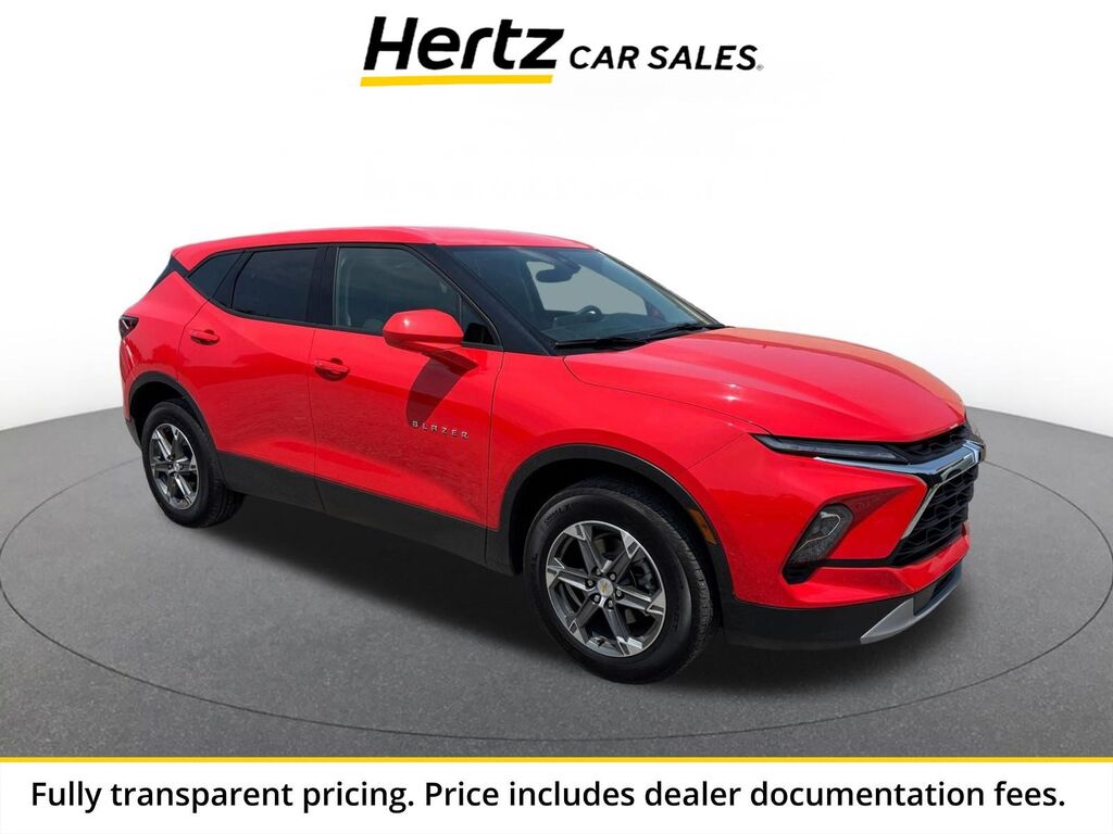 2025 Chevrolet Blazer LT — photo 1 of 1