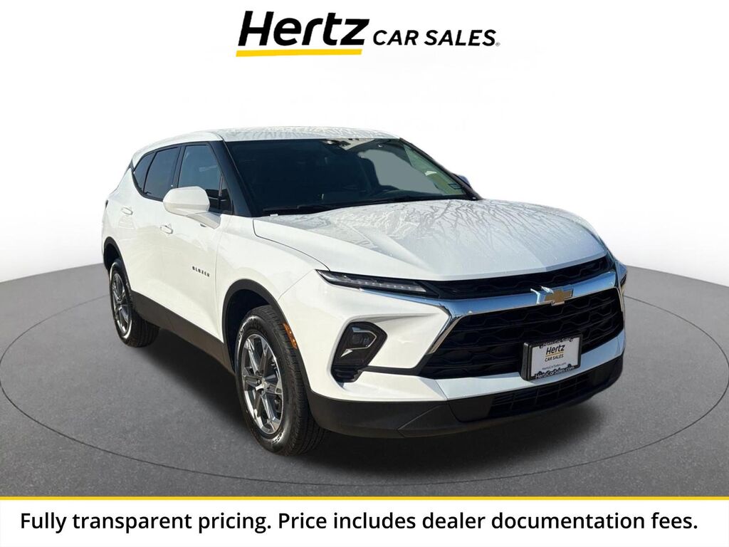 2026 Chevrolet Blazer LT — photo 1 of 11