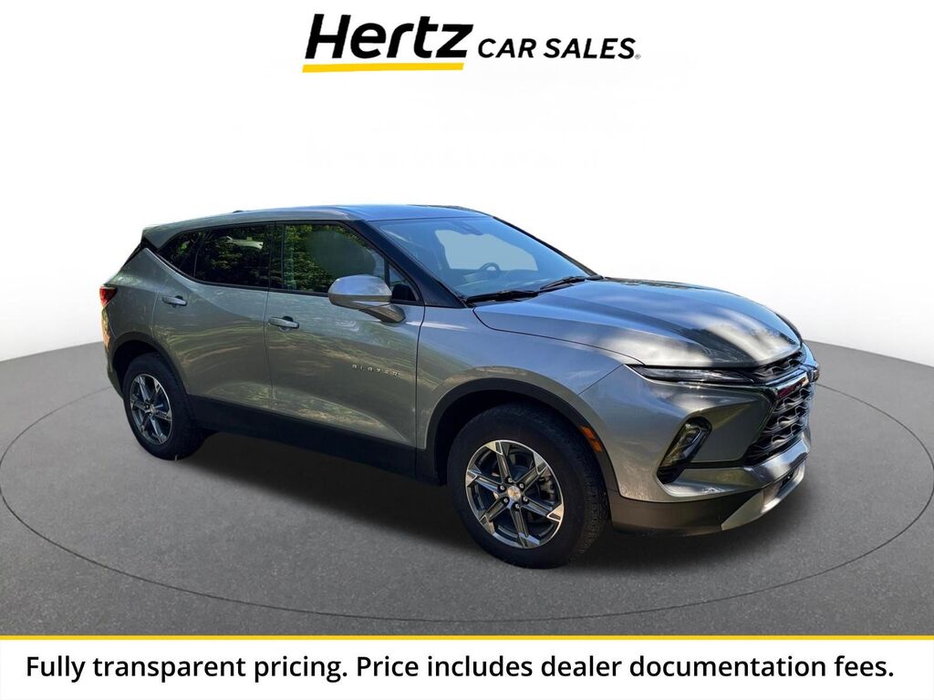 2026 Chevrolet Blazer LT — photo 1 of 11