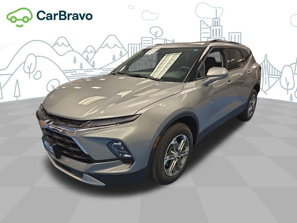 2024 Chevrolet Blazer 2LT — photo 1 of 6