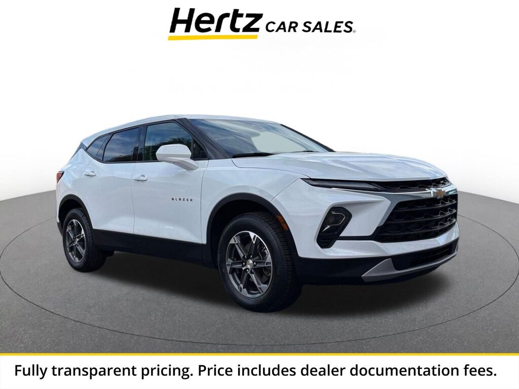 2025 Chevrolet Blazer LT — photo 1 of 1