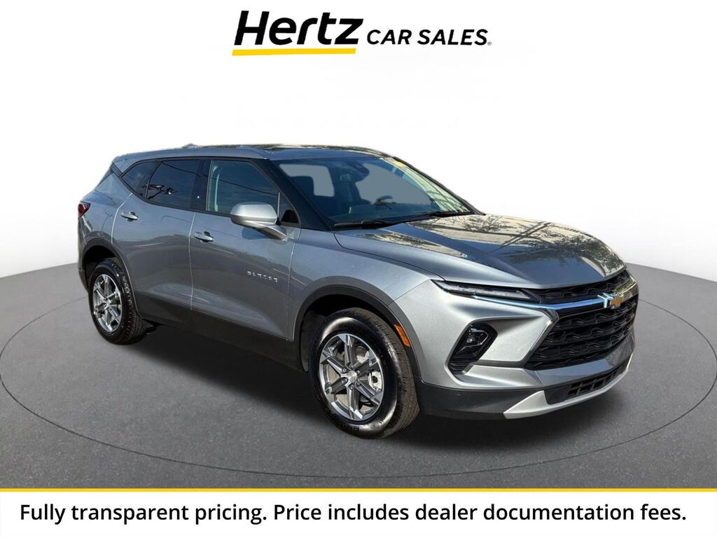 2026 Chevrolet Blazer LT — photo 1 of 11