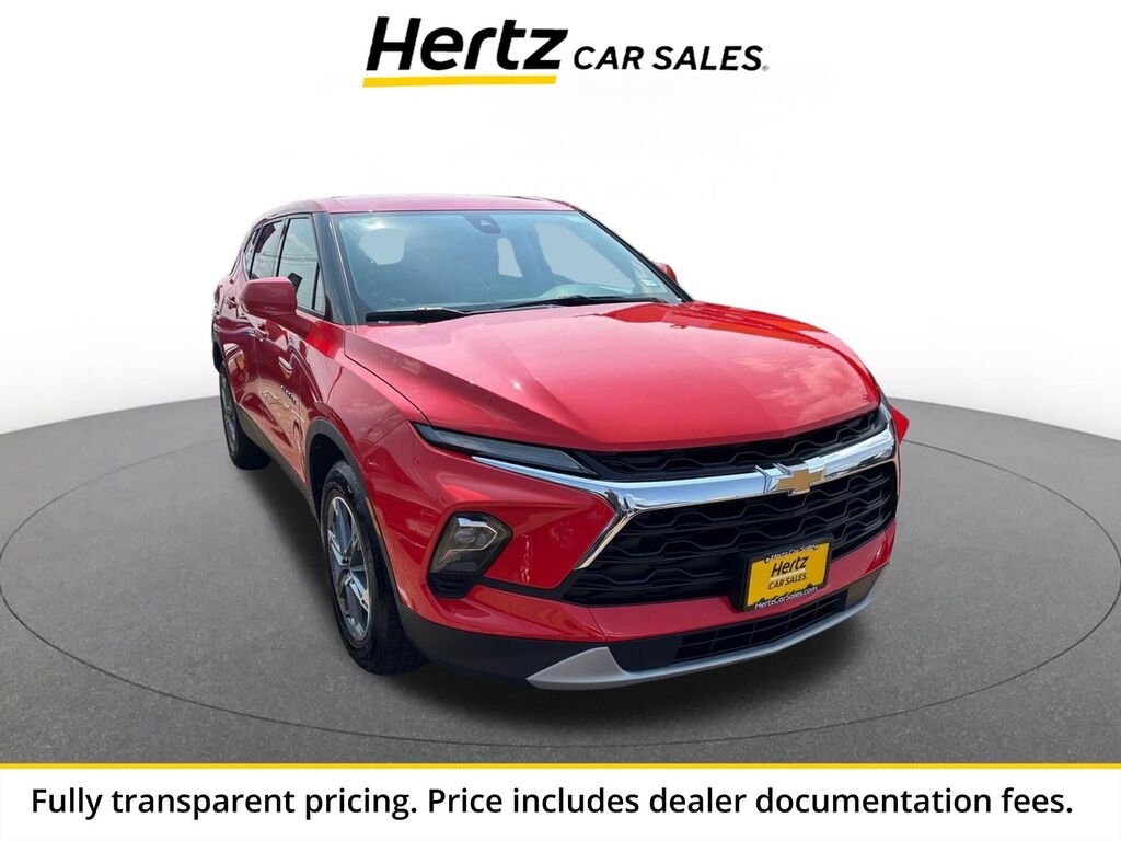 2026 Chevrolet Blazer LT — photo 1 of 11