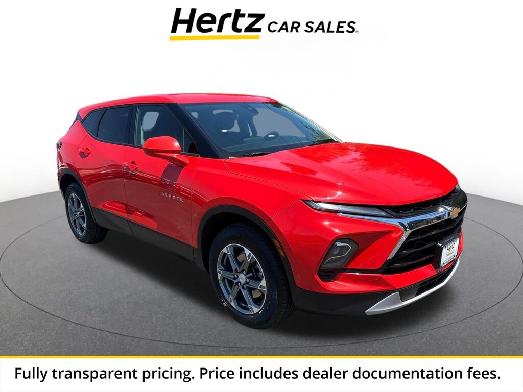 2025 Chevrolet Blazer LT — photo 1 of 1