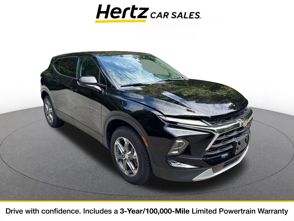 2025 Chevrolet Blazer LT — photo 1 of 11