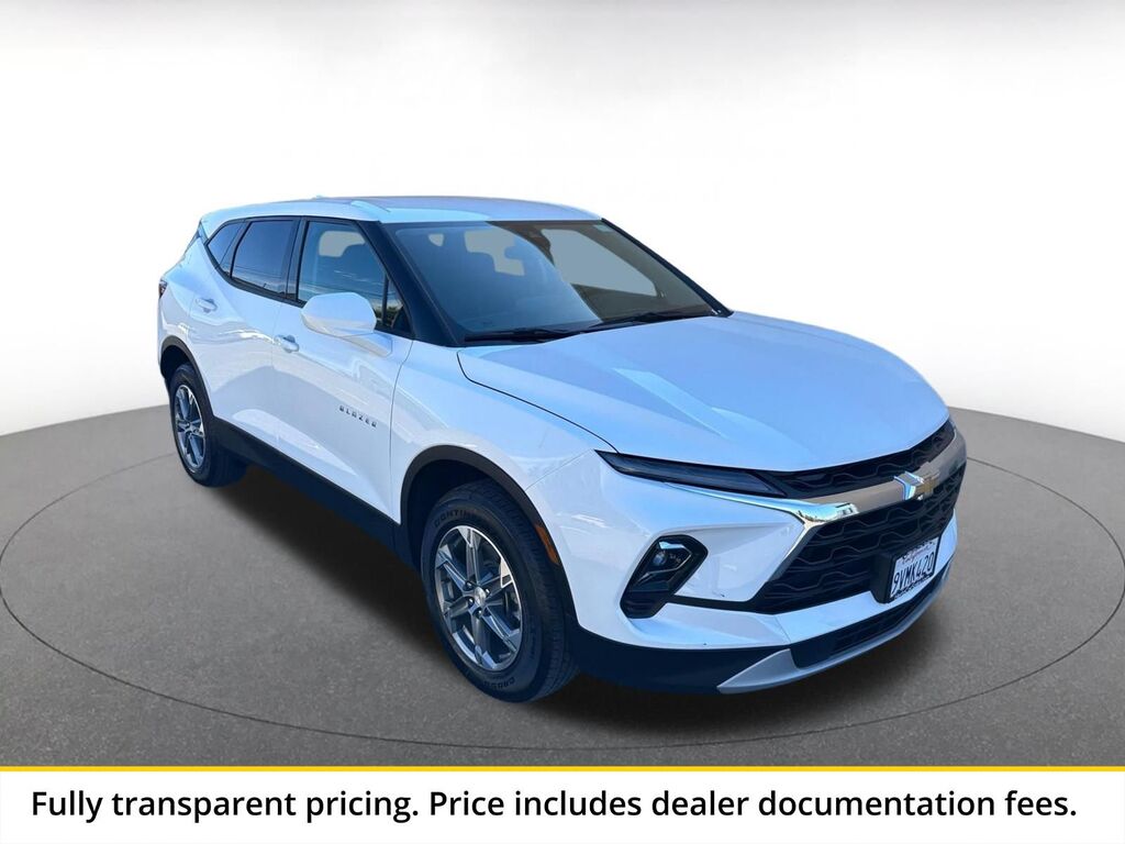 2026 Chevrolet Blazer LT — photo 1 of 1