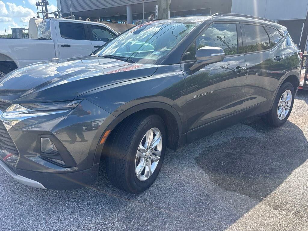2020 Chevrolet Blazer LT — photo 1 of 14