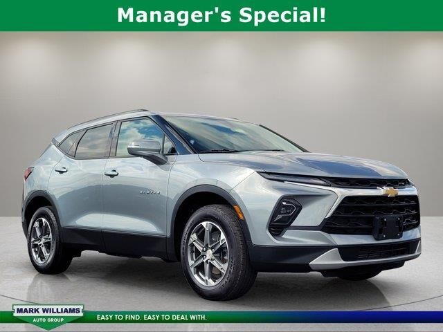 2023 Chevrolet Blazer LT — photo 1 of 13