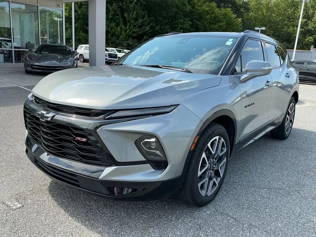2023 Chevrolet Blazer RS — photo 1 of 13