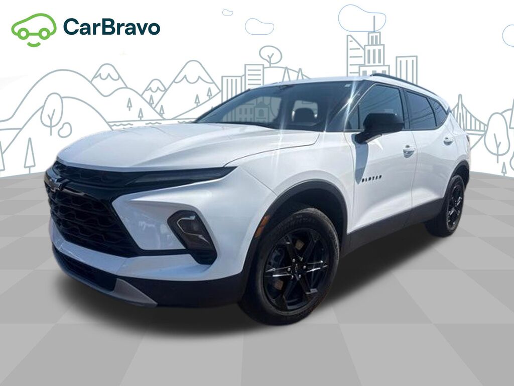 2023 Chevrolet Blazer LT — photo 1 of 7