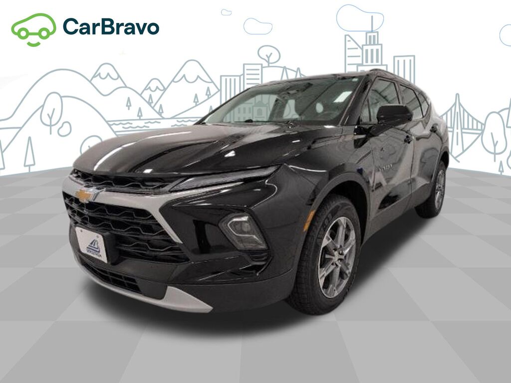 2023 Chevrolet Blazer LT — photo 1 of 6