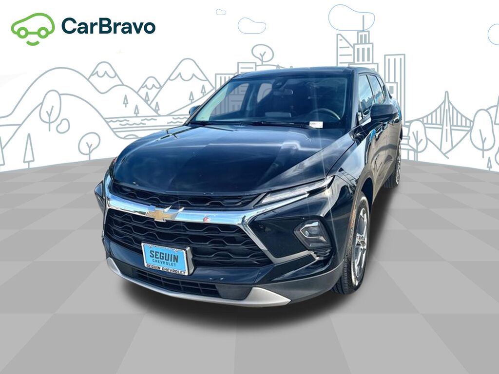 2025 Chevrolet Blazer 2LT — photo 1 of 6