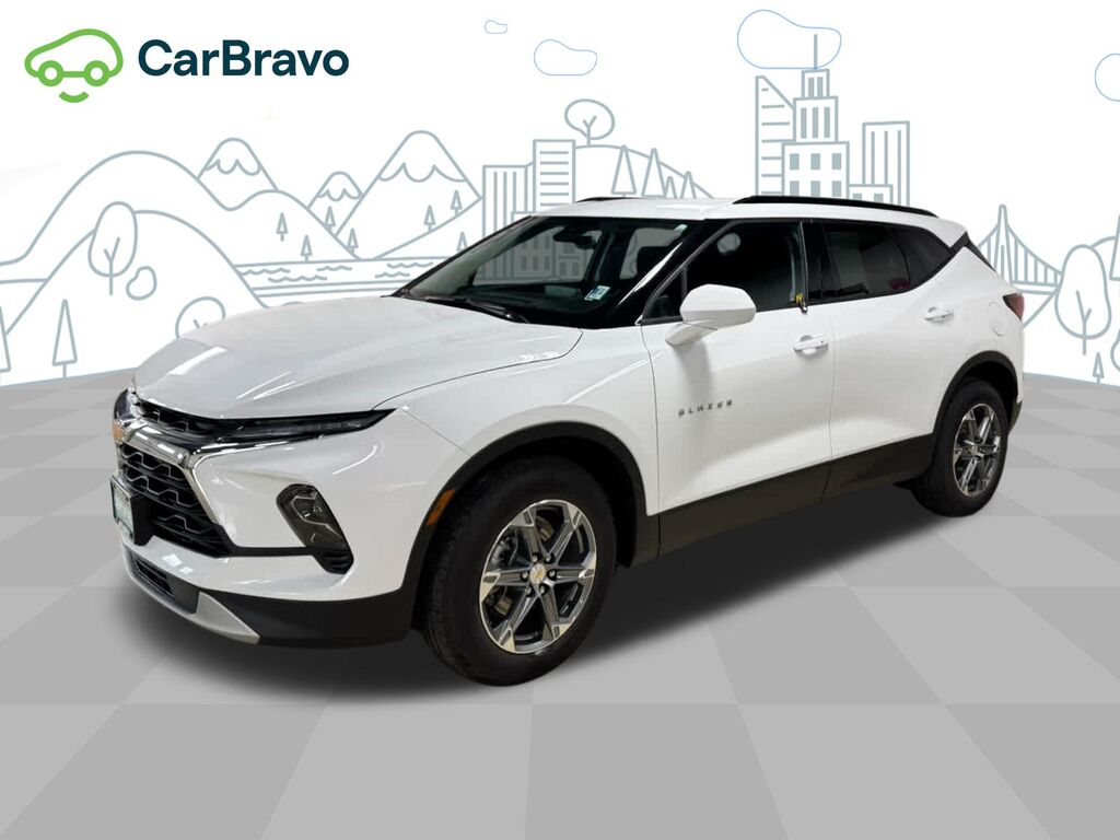 2025 Chevrolet Blazer 2LT — photo 1 of 6