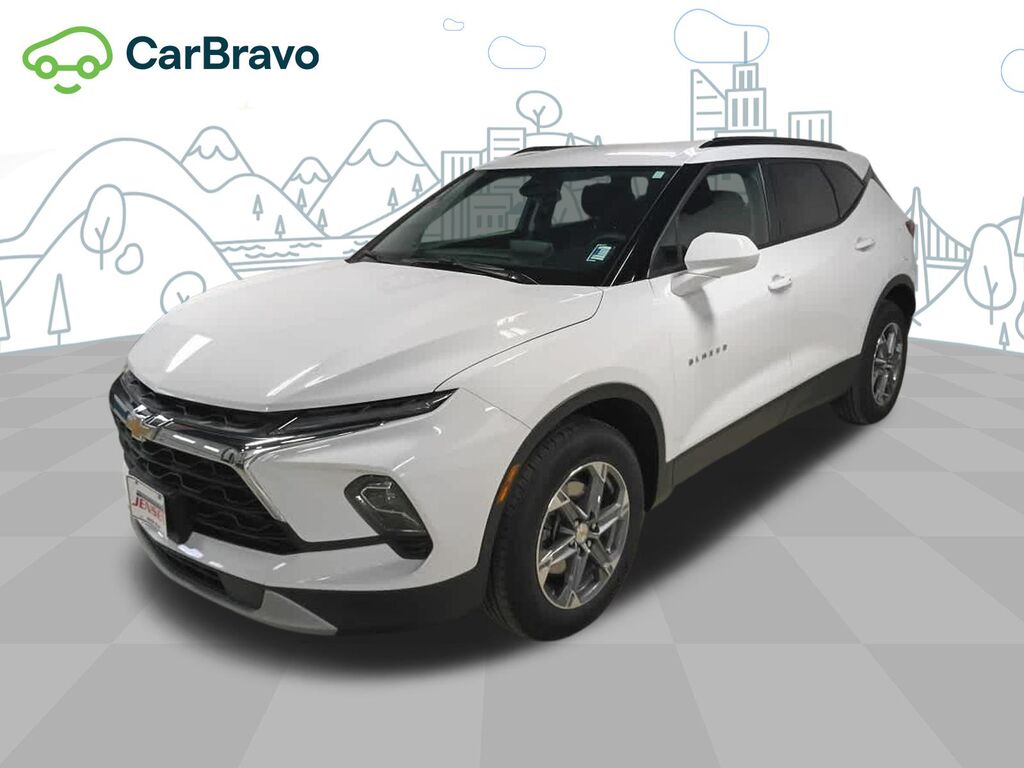 2025 Chevrolet Blazer 2LT — photo 1 of 6