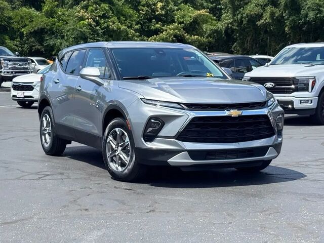2025 Chevrolet Blazer LT