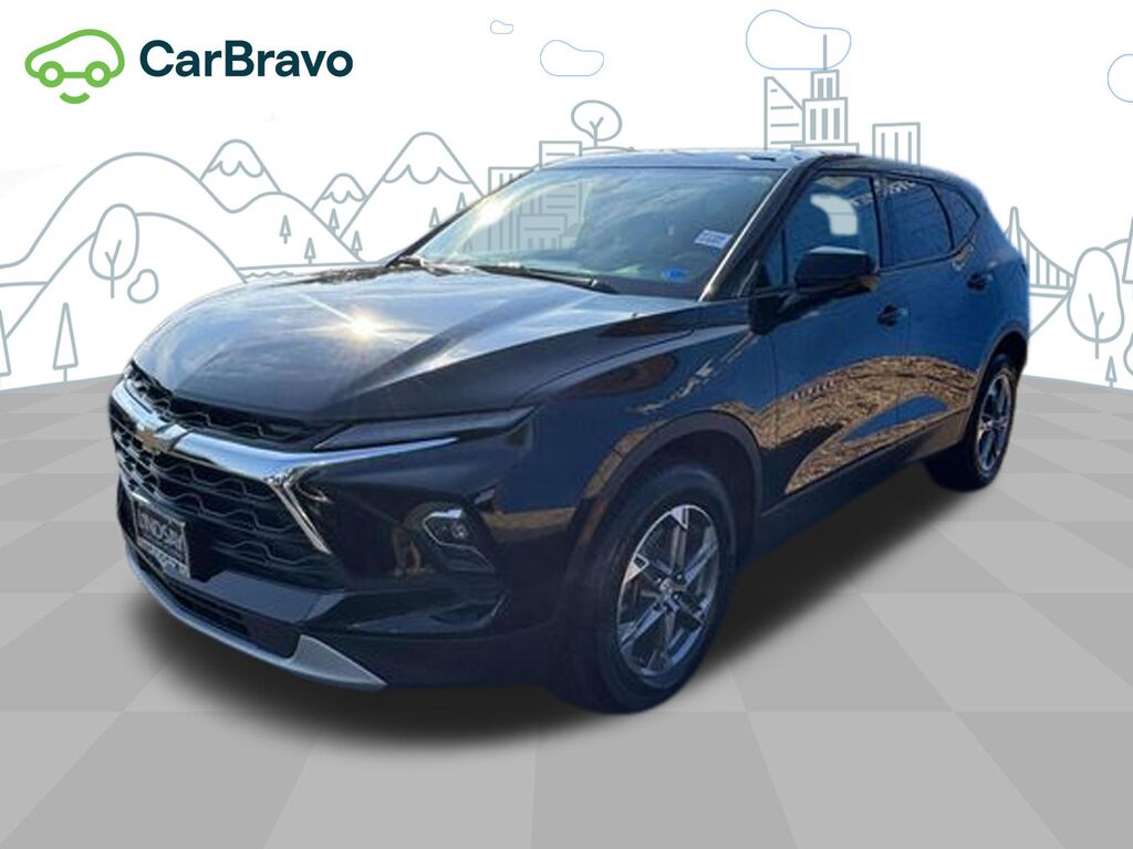 2025 Chevrolet Blazer 2LT — photo 1 of 7