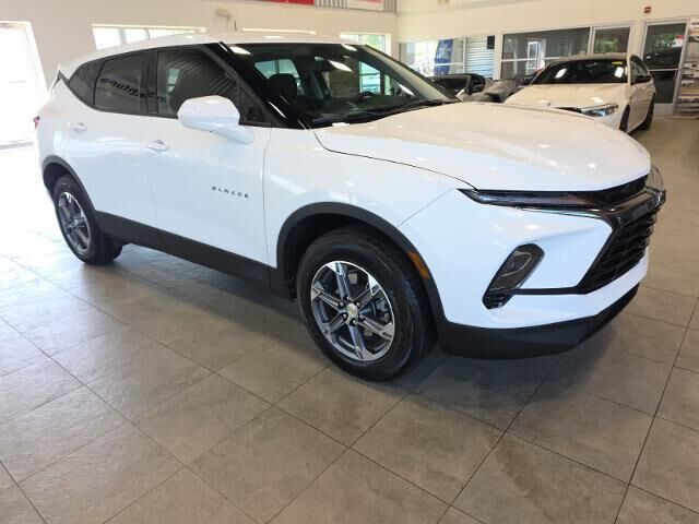 2025 Chevrolet Blazer LT