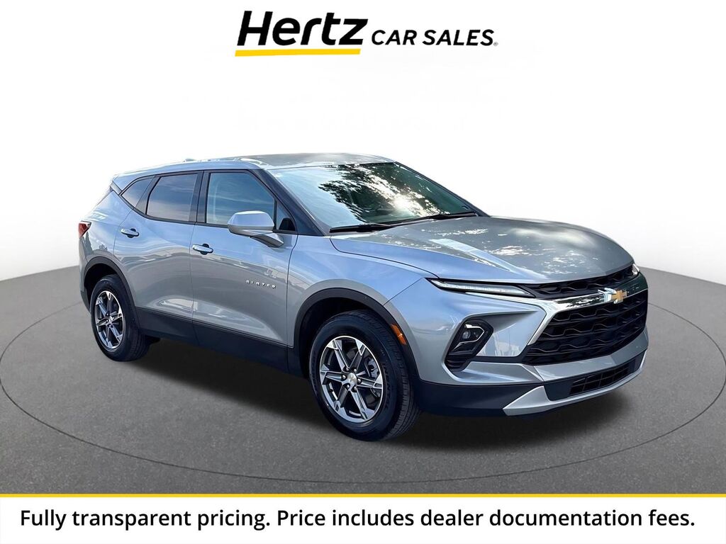 2026 Chevrolet Blazer LT — photo 1 of 13
