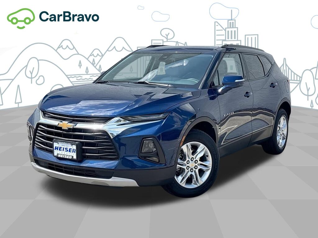 2022 Chevrolet Blazer LT — photo 1 of 7