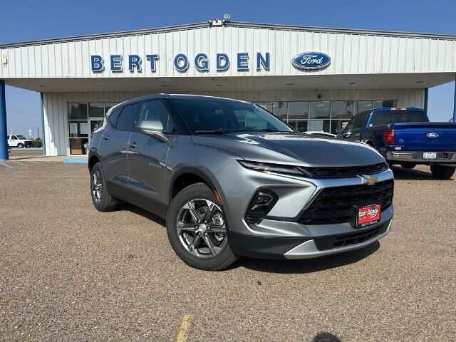 2025 Chevrolet Blazer LT
