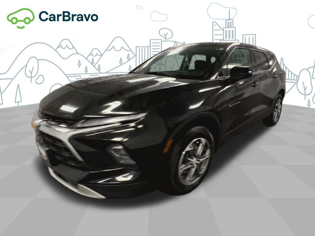2025 Chevrolet Blazer 2LT — photo 1 of 6