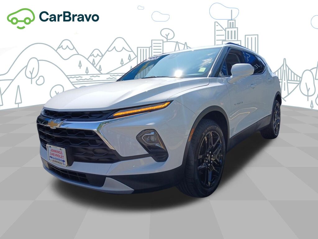 2023 Chevrolet Blazer LT — photo 1 of 6