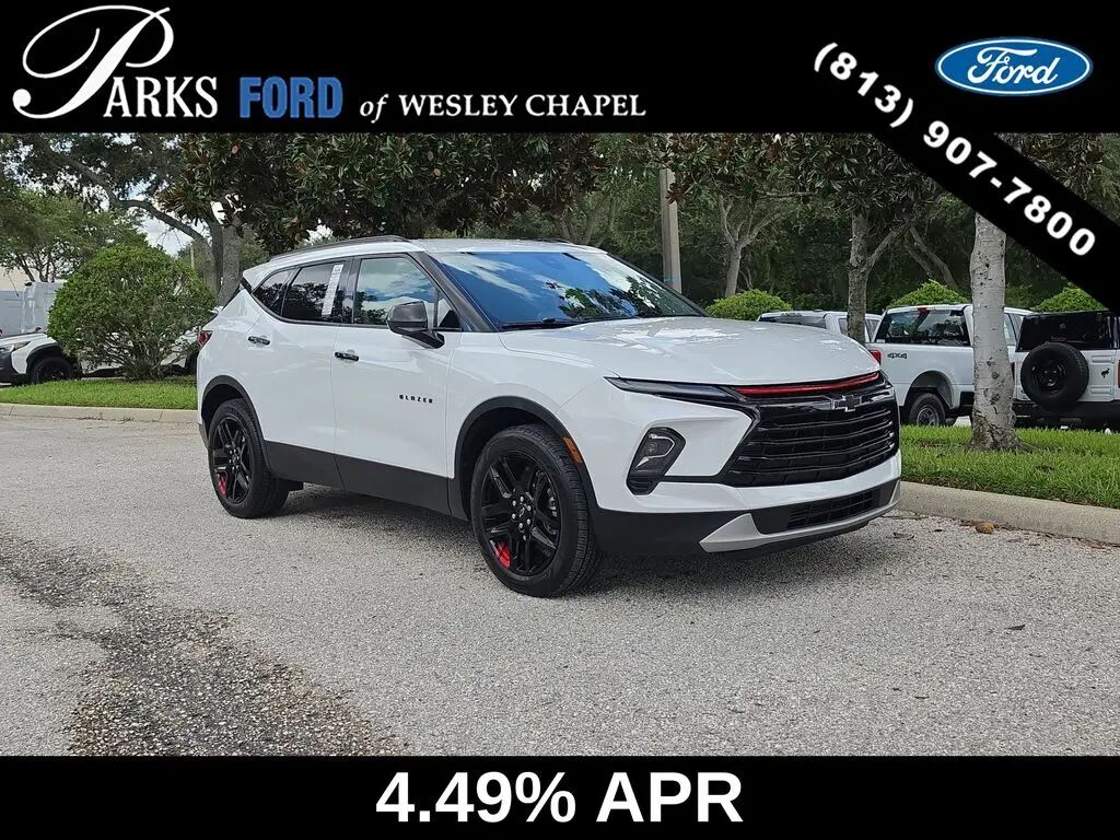 2023 Chevrolet Blazer LT — photo 1 of 13