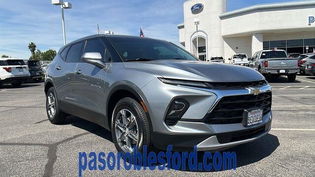 2023 Chevrolet Blazer LT — photo 1 of 13