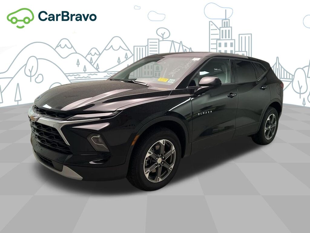 2025 Chevrolet Blazer 2LT — photo 1 of 7