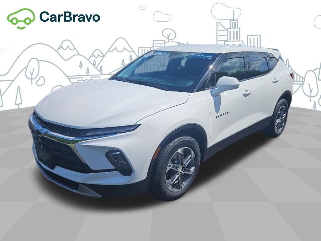2024 Chevrolet Blazer 2LT — photo 1 of 6