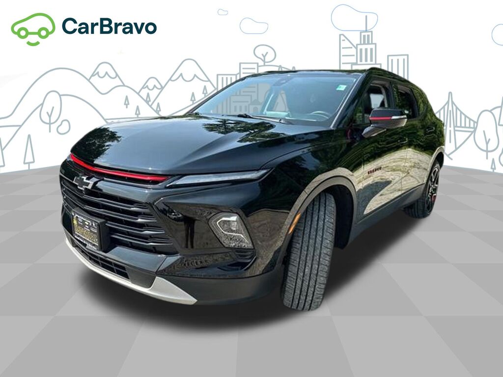 2023 Chevrolet Blazer LT — photo 1 of 7