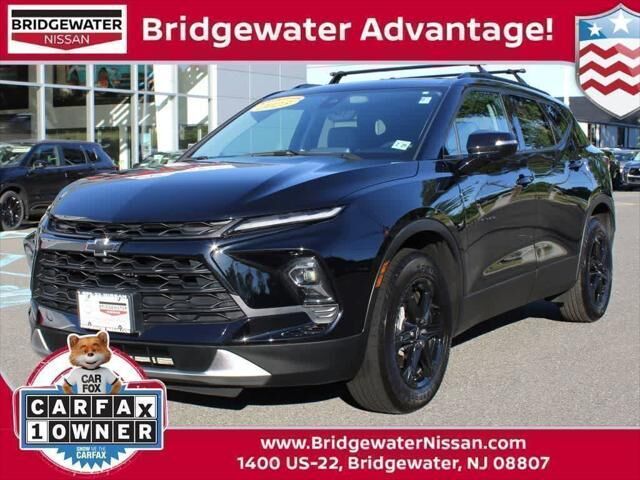 2023 Chevrolet Blazer LT — photo 1 of 13