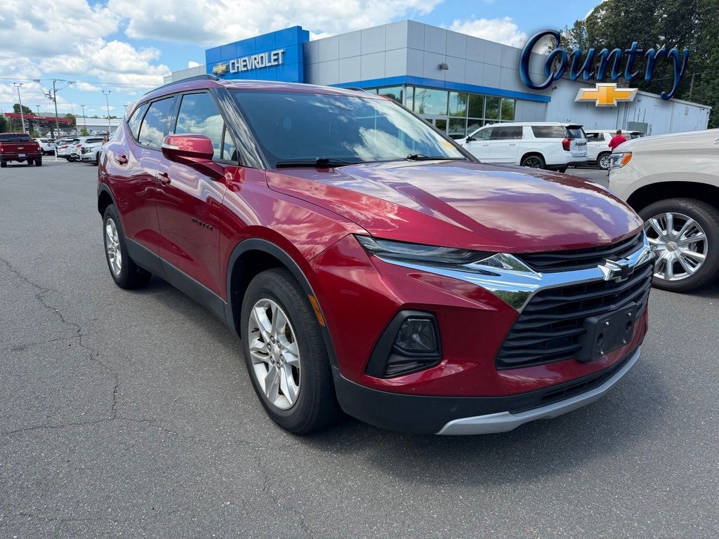 2020 Chevrolet Blazer LT — photo 1 of 13