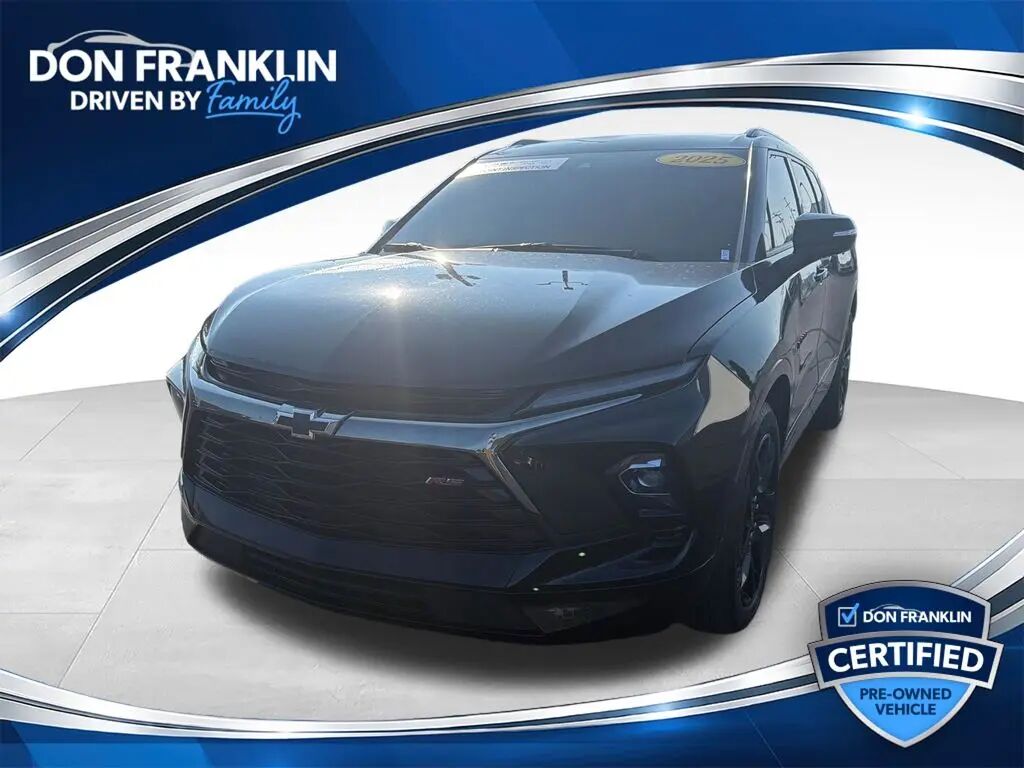 2025 Chevrolet Blazer RS — photo 1 of 13