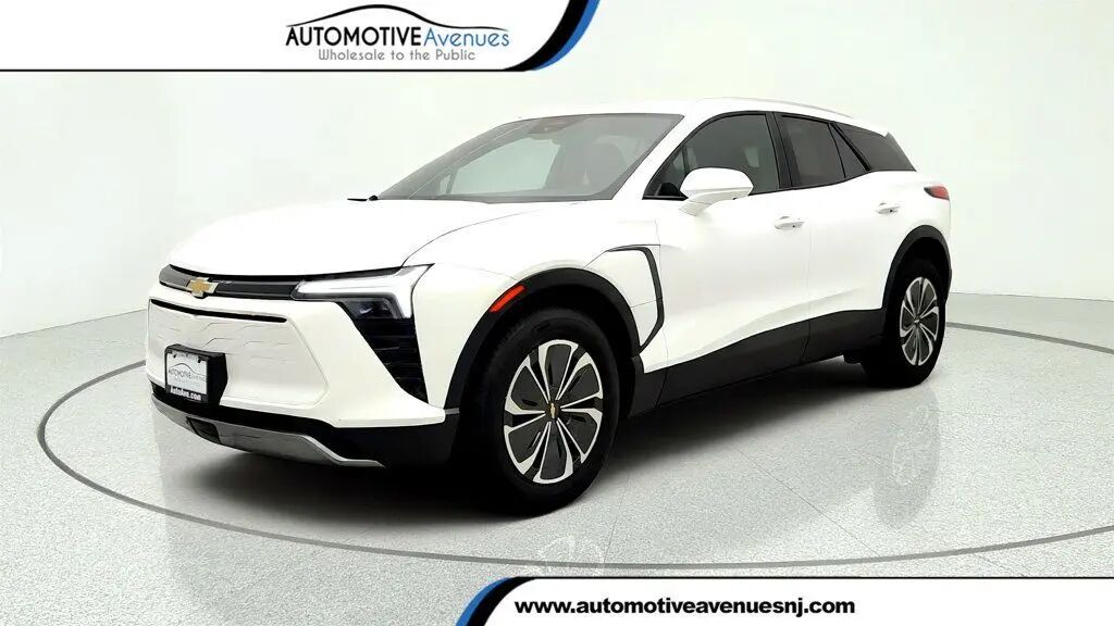 2024 Chevrolet Blazer EV 2LT — photo 1 of 13