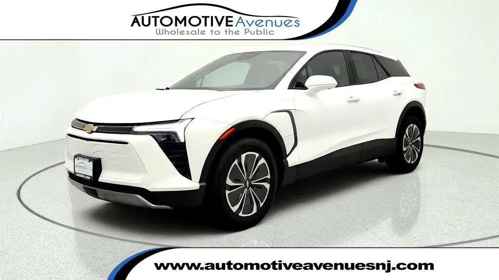 2024 Chevrolet Blazer EV 2LT — photo 1 of 13