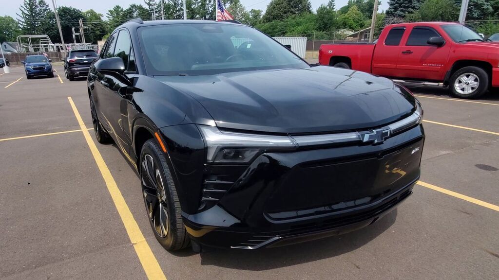 2024 Chevrolet Blazer EV RS — photo 1 of 7