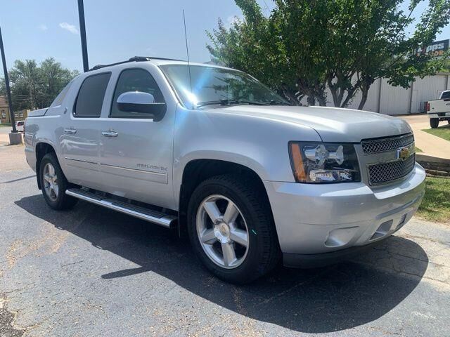 2013 Chevrolet Avalanche LTZ Black Diamond