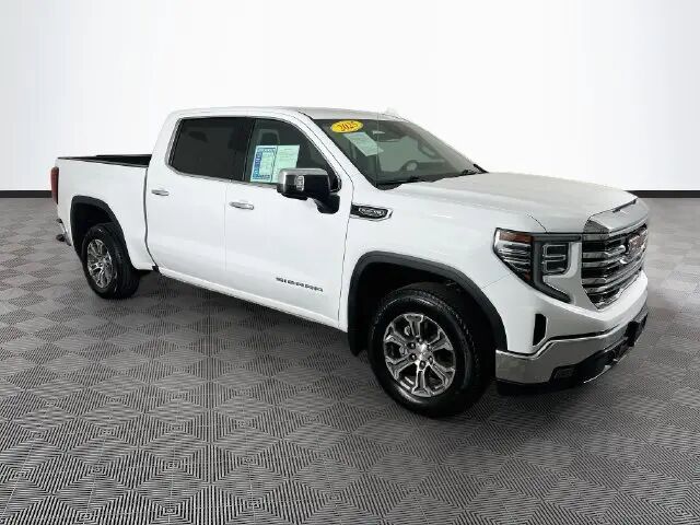 2025 GMC Sierra 1500 SLT — photo 1 of 13