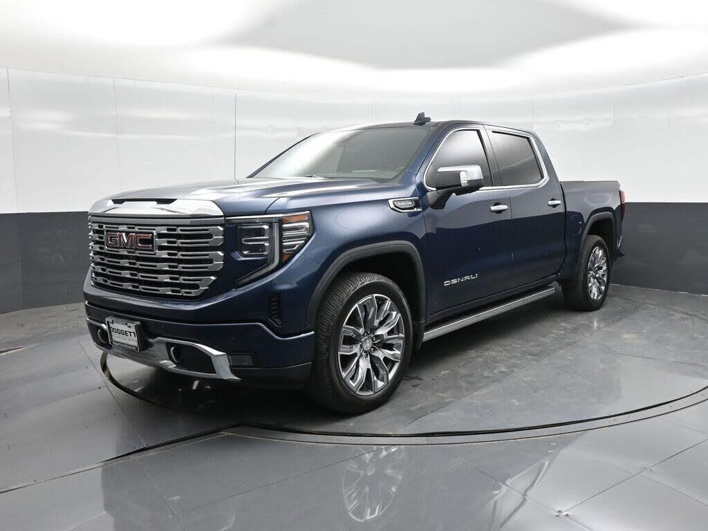 2023 GMC Sierra 1500 Denali — photo 1 of 2