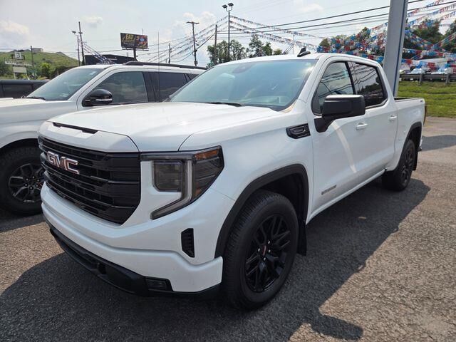 2025 GMC Sierra 1500 Elevation Standard