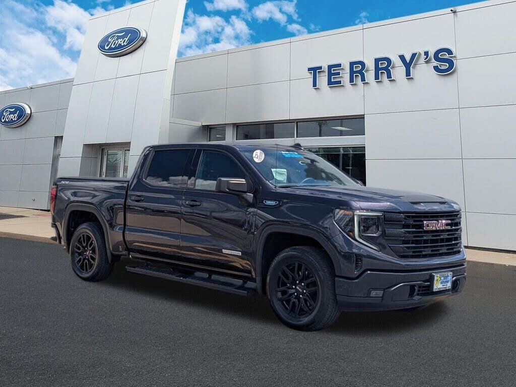 2025 GMC Sierra 1500 Elevation Standard — photo 1 of 1