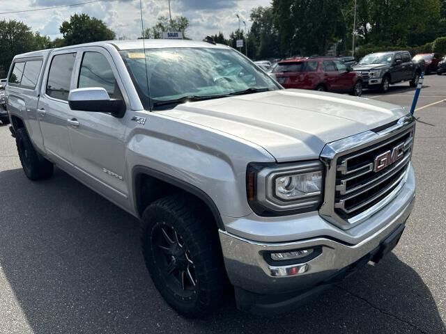 2018 GMC Sierra 1500 SLE — photo 1 of 1