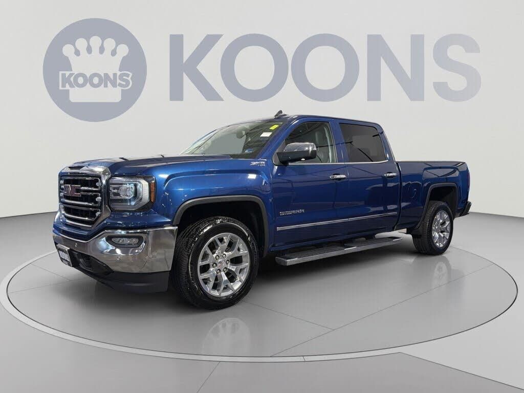 2018 GMC Sierra 1500 SLT — photo 1 of 1